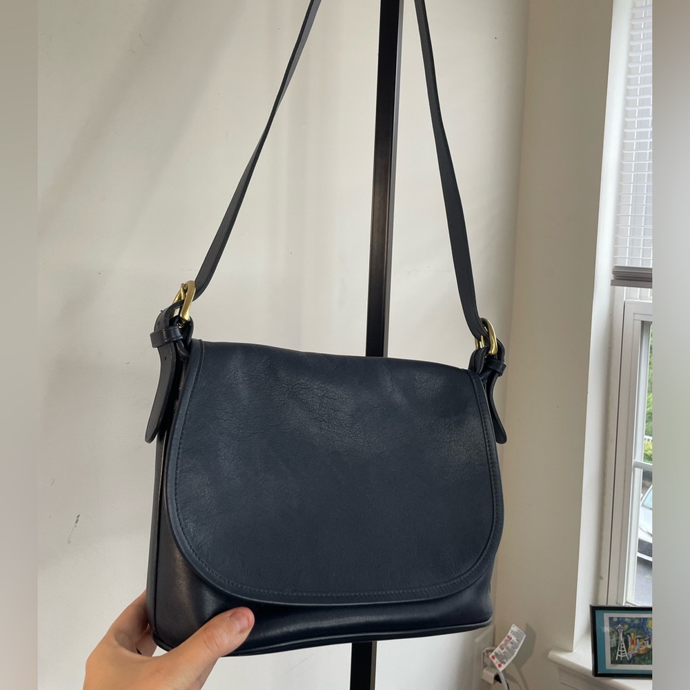 Vintage Navy Coach Fletcher Bag - Picture 2 of 14